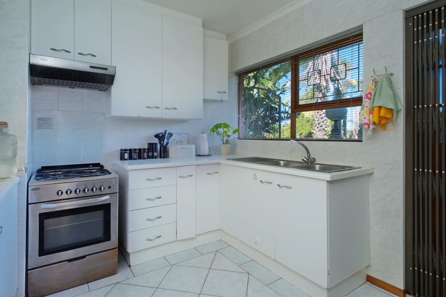 3 Bedroom Property for Sale in Sherwood Eastern Cape